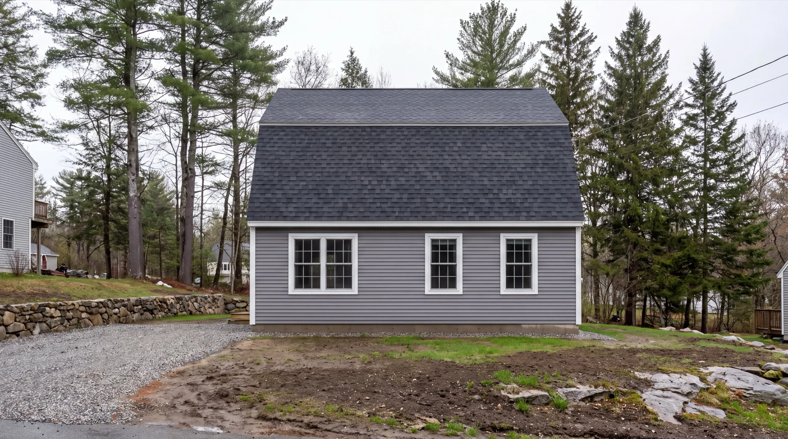 siding contractor in Gardiner, ME installing fiber-cement siding